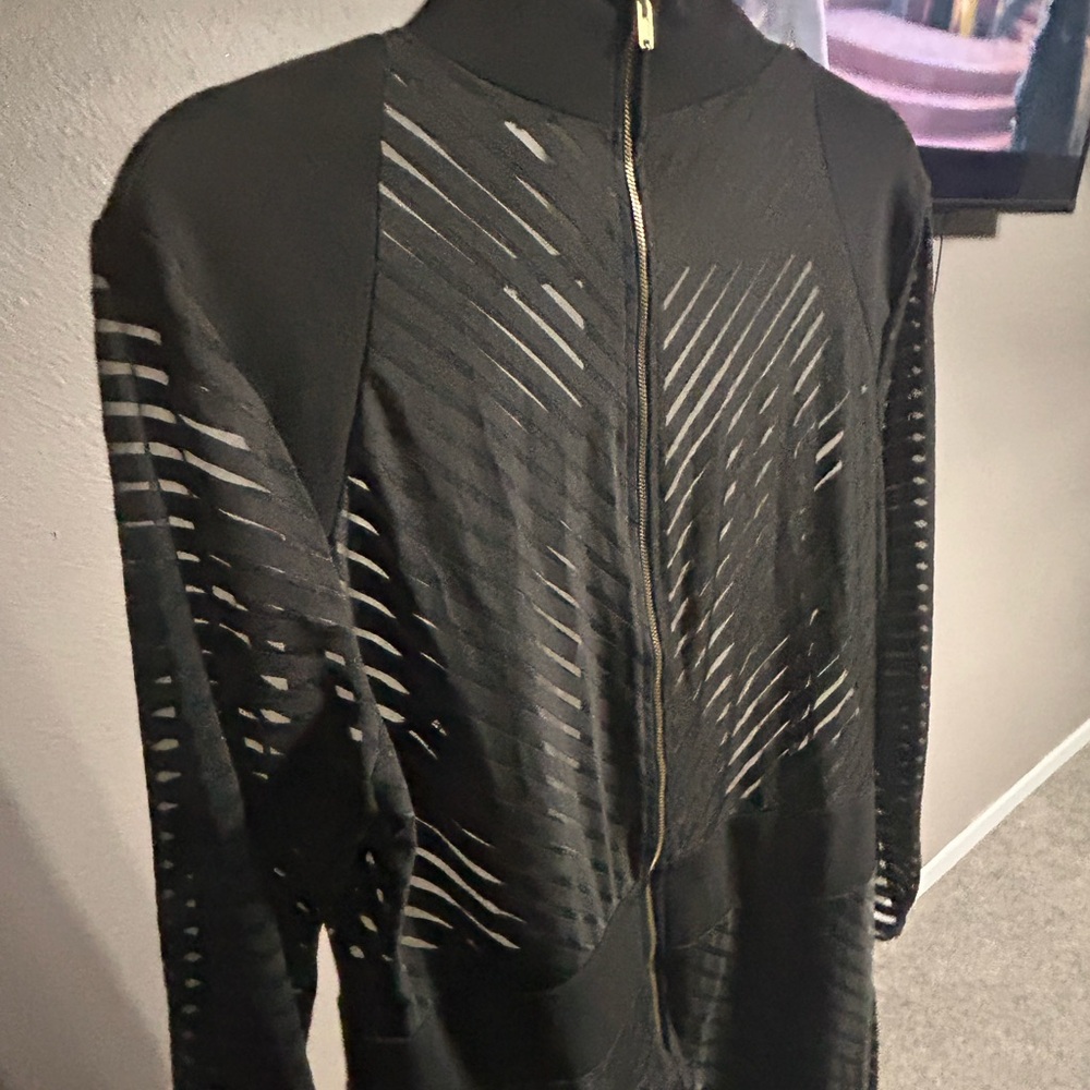 Chic Black Cut-Out Zip-Up Jacket
